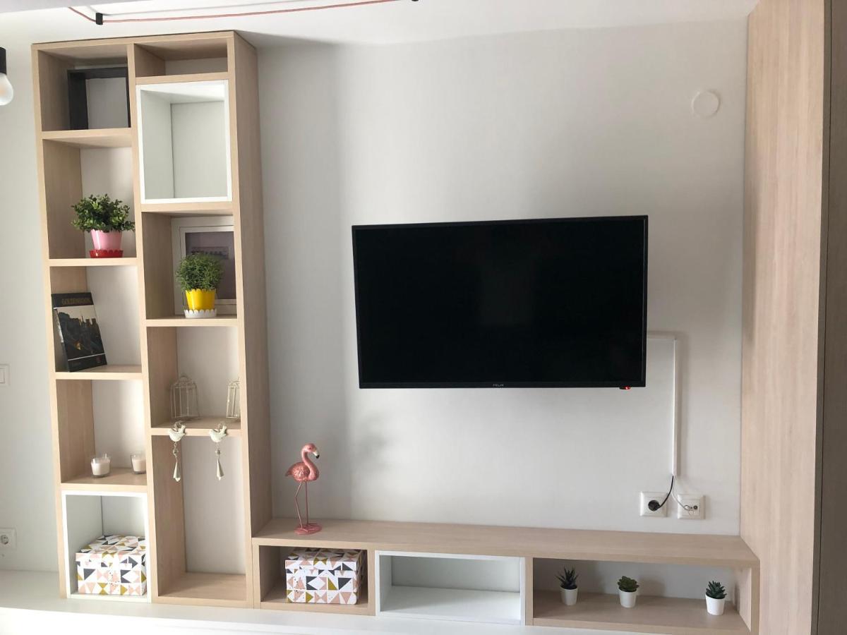 Orfeas Suite Néa Péramos Esterno foto